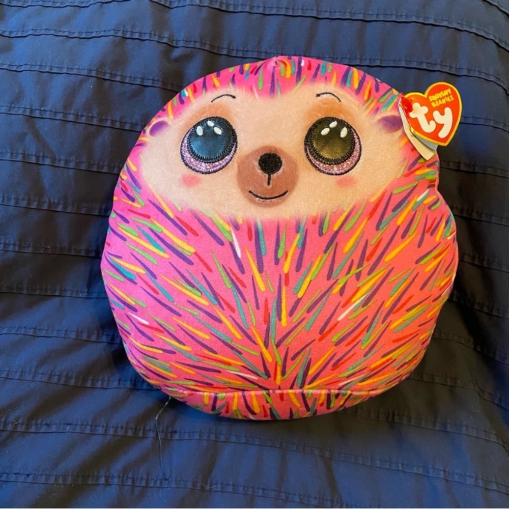 Squishy Beanies TY Collection  Name: Hildee
Birthdate: March 29